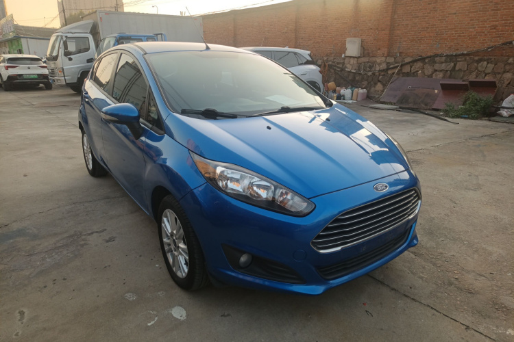 福特 嘉年华 2013款 两厢 1.5L 自动时尚型车身外观6003