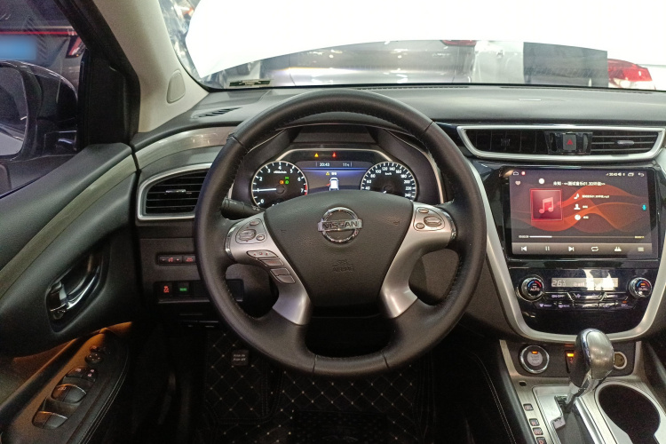 日产 楼兰 2017款 2.5L XL 两驱智尚版中控内饰13