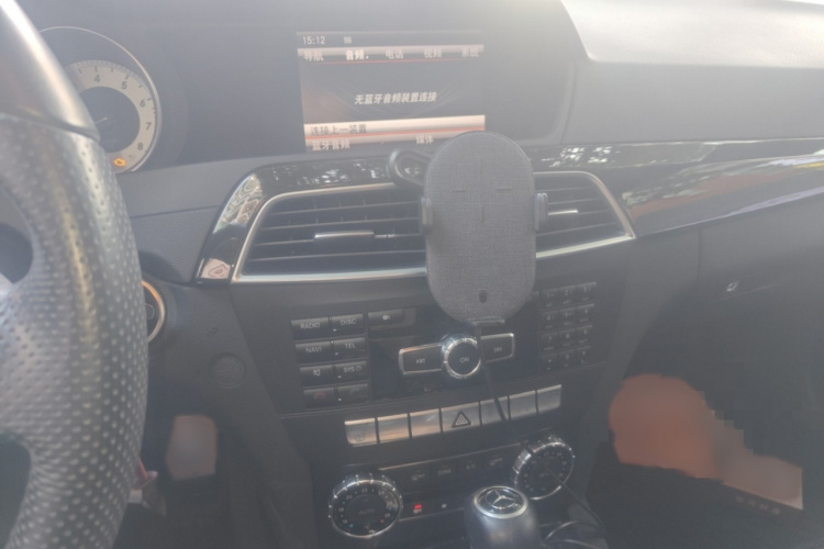 奔驰C级 2013款 C 300 运动型 Grand Edition局部细节16