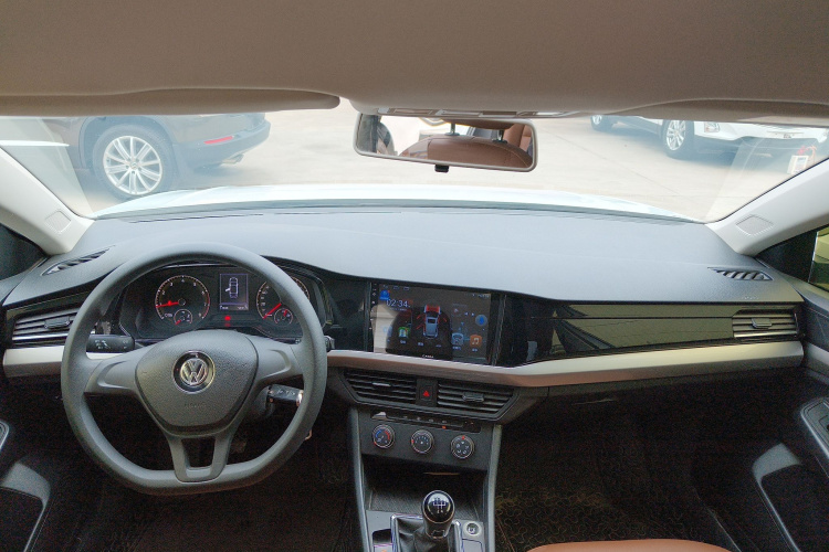 大众 宝来 2019款 改款 1.5L 手动时尚型 国V中控内饰12