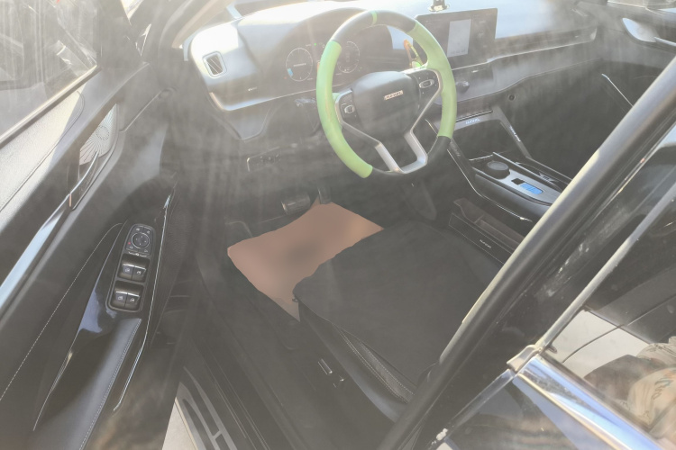 哈弗H6 2022款 第三代 1.5T 自动两驱Max中控内饰20