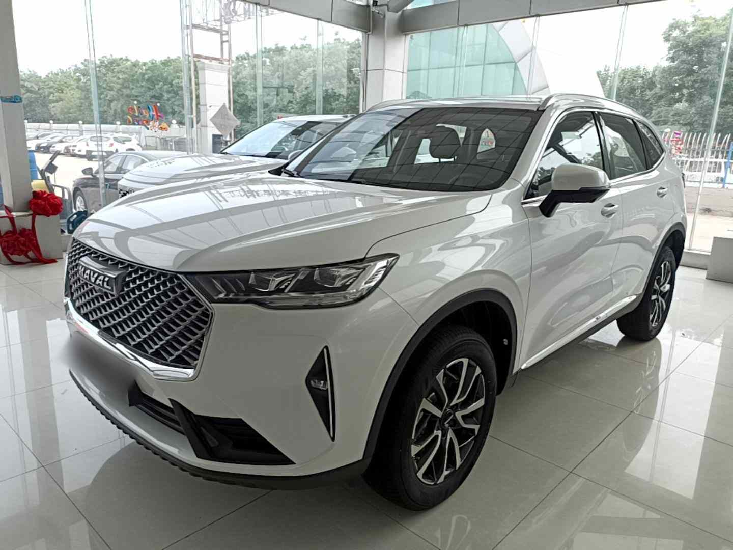 哈弗H6 2024款 1.5T 两驱经典版(2)