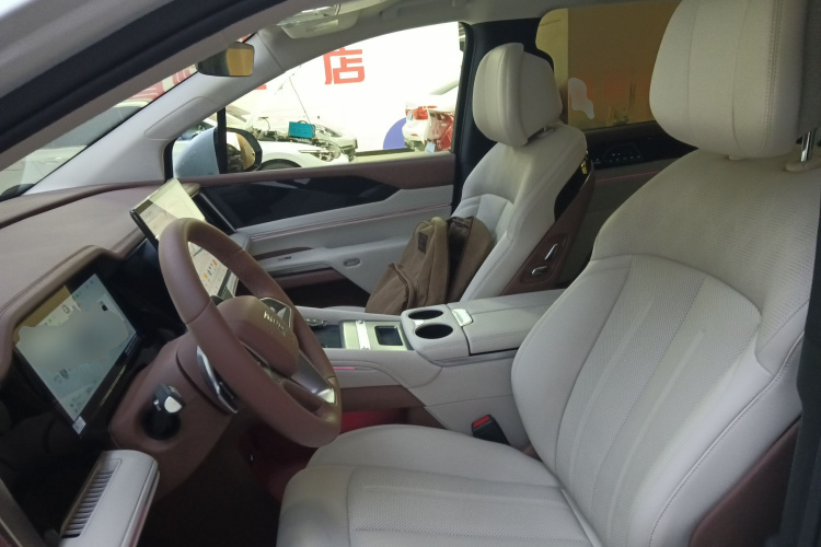 比亚迪 夏 2025款 DM-i 1.5T 180km 超越型局部细节19