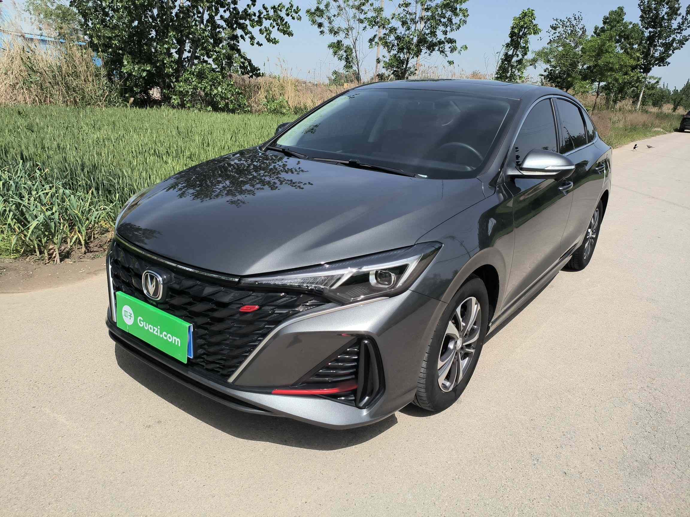长安 逸动 2025款 PLUS 1.4T 双离合高能版(2)