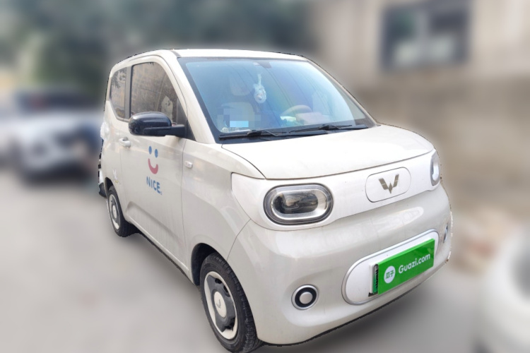 五菱汽车 宏光MINIEV 2024款 第三代 215km 青春版车身外观3