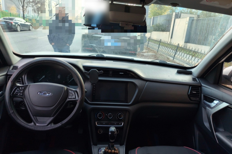 奇瑞 瑞虎3 2018款 经典版 1.6L CVT舒适型中控内饰12