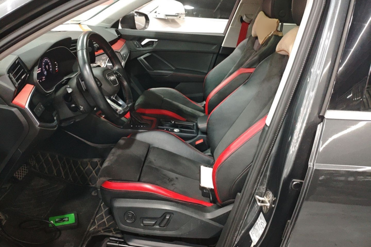 奥迪Q3 2020款 35 TFSI 时尚动感型局部细节19