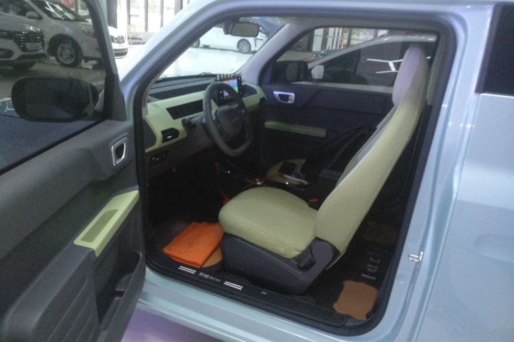 吉利银河 2024款 熊猫mini 200km 耐力熊局部细节19