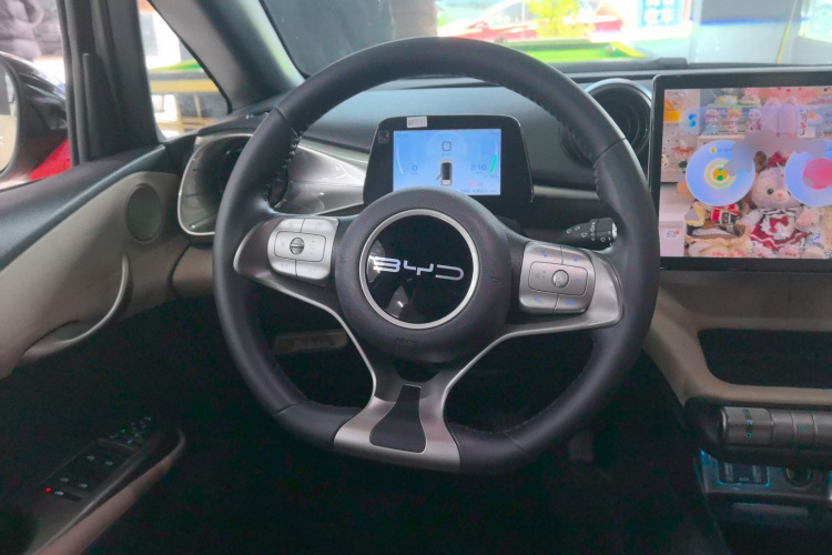 比亚迪 海豚 2023款 420km 时尚版中控内饰13