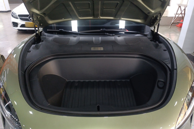 小米汽车 小米SU7 2024款 四驱Max创始版机舱底盘24