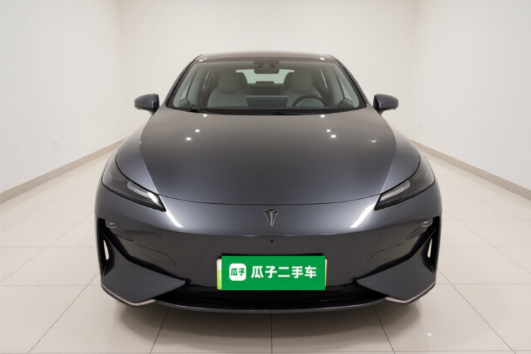 深蓝汽车 深蓝SL03 2022款 1.5L 1200增程版车身外观2