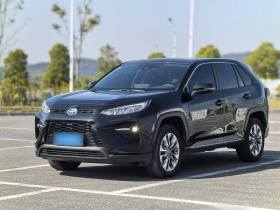 丰田 威兰达 2022款 双擎 2.5L E-CVT两驱豪华版