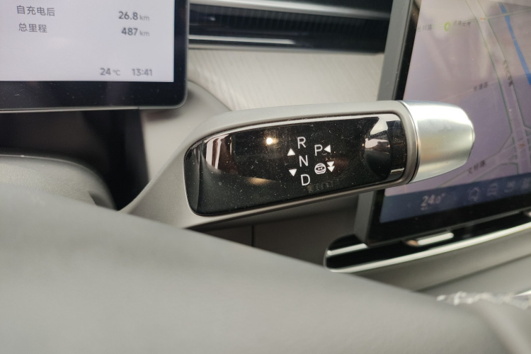 小鹏G6 2025款 625 长续航 Max 科技版局部细节18
