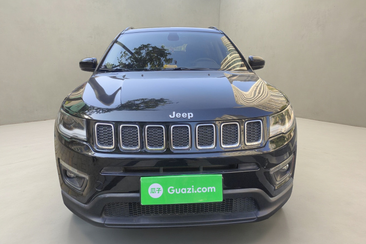 Jeep 指南者 2017款 200T 自动家享版车身外观2