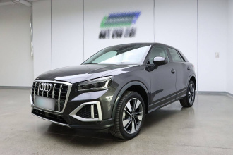 奥迪Q2L 2022款 35 TFSI 时尚致雅型
