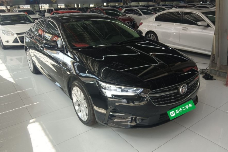 别克 君威 2023款 652T 智享型车身外观3