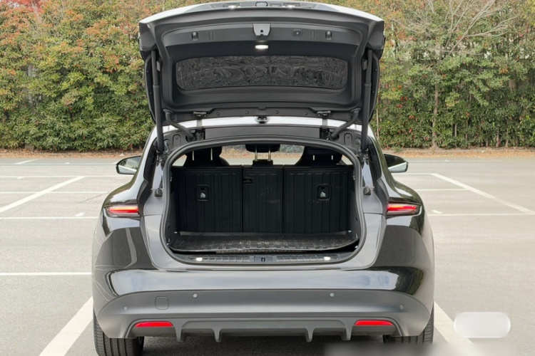 蔚来ET5T 2023款 75kWh Touring中控内饰7002