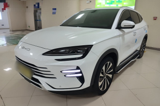 比亚迪 宋PLUS新能源 2023款 冠军版 DM-i 110KM 旗舰型