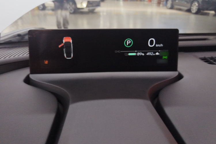 丰田bZ5 2025款 550 PRO智行版局部细节14