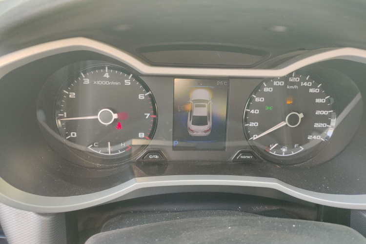 吉利汽车 帝豪GL 2018款 1.8L DCT精英智联型局部细节14