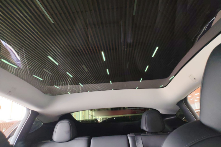 特斯拉 Model Y 2022款 改款 后轮驱动版局部细节22