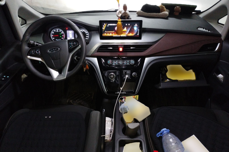 江淮瑞风 瑞风M3 2022款 1.5T 7座标准版中控内饰12