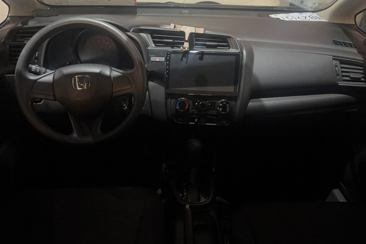 本田 飞度 2018款 1.5L CVT舒适天窗版中控内饰7003