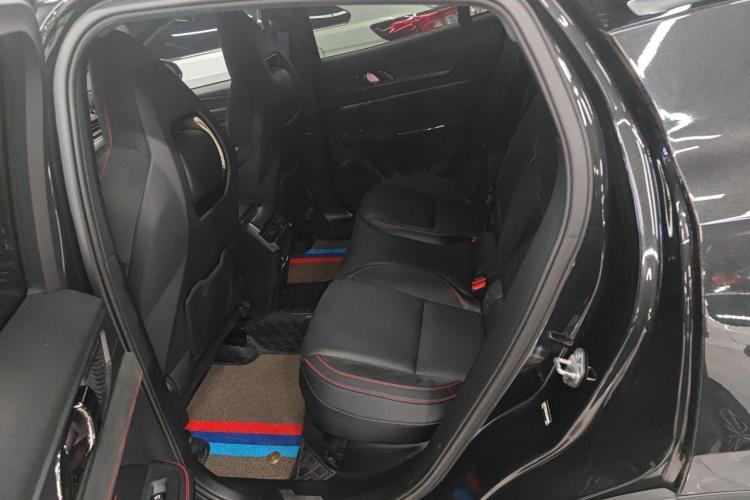 领克05 2020款 2.0TD 四驱劲Halo中控内饰21