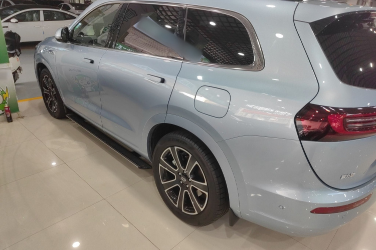 鸿蒙智行 问界M7 2024款 1.5T 智驾四驱Pro版 5座车身外观4