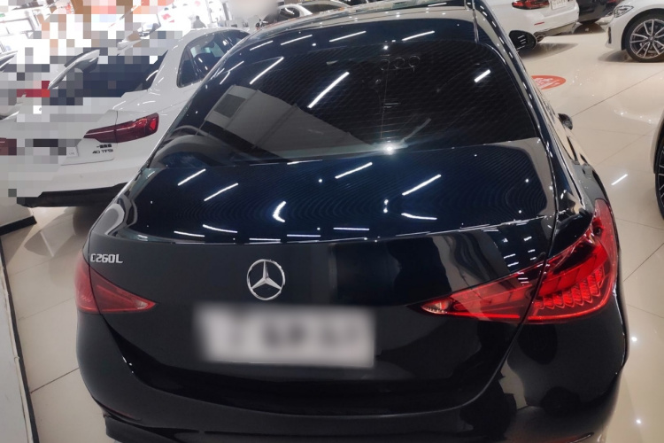 奔驰C级 2022款 C 260 L 皓夜运动版车身外观6