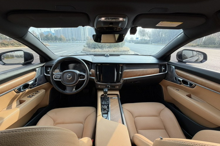 沃尔沃S90 2019款 T5 智雅版中控内饰7005