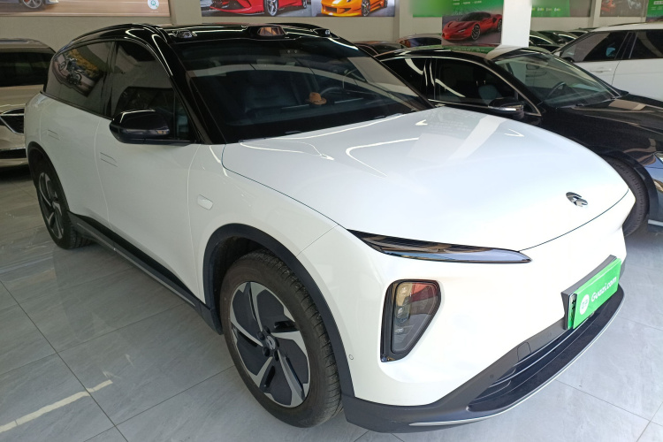 蔚来ES6 2023款 75kWh车身外观3