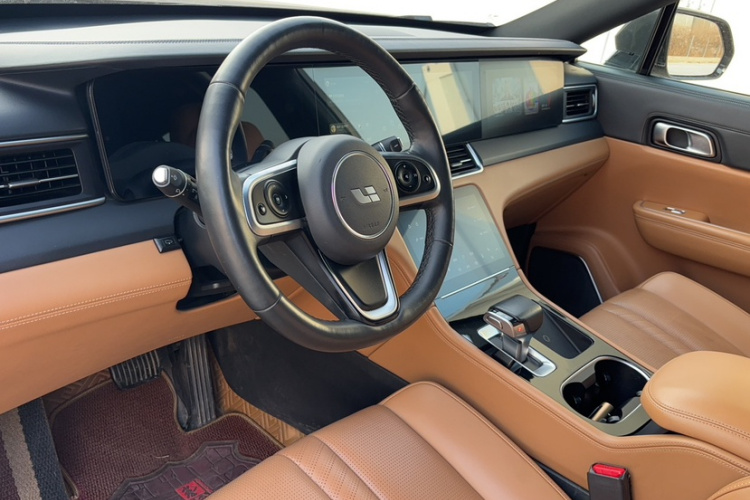 理想汽车 理想ONE 2021款 增程6座版中控内饰7001