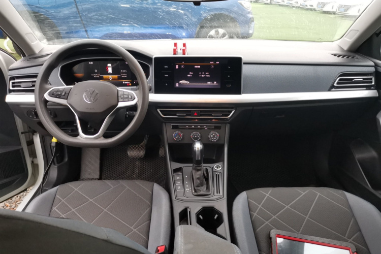 大众 朗逸 2023款 1.5L 自动得逸版中控内饰7002