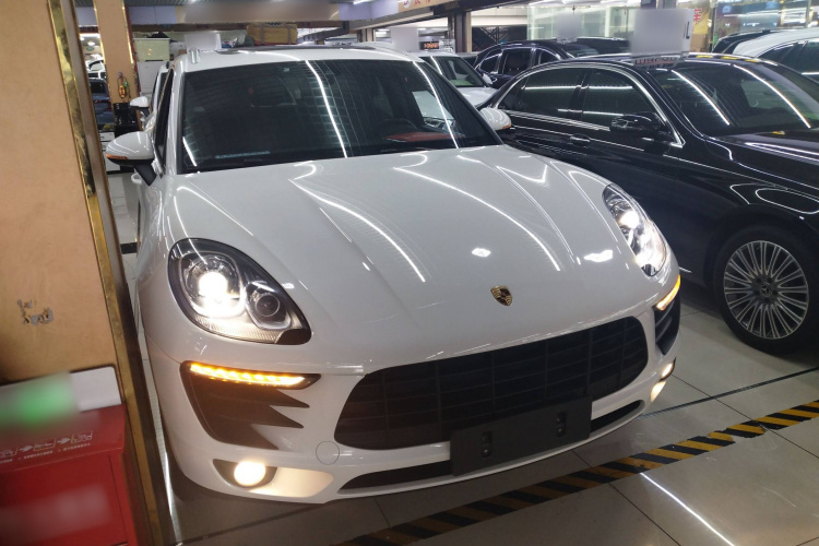保时捷 2017款  Macan 2.0T车身外观6002