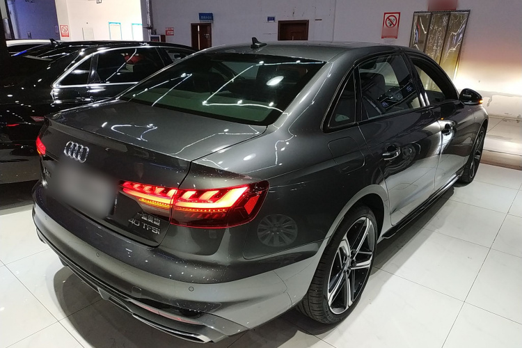 奥迪A4L 2024款 40 TFSI 豪华动感型车身外观6005