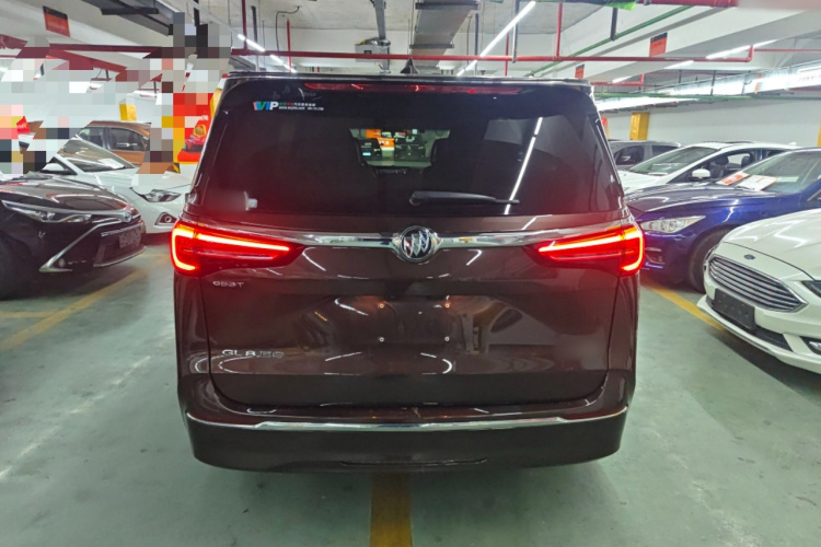 别克GL8 2021款 ES陆尊 653T 旗舰型车身外观6