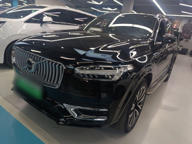 沃尔沃XC90新能源 2022款 改款 E驱混动 T8 智尊豪华版 7座