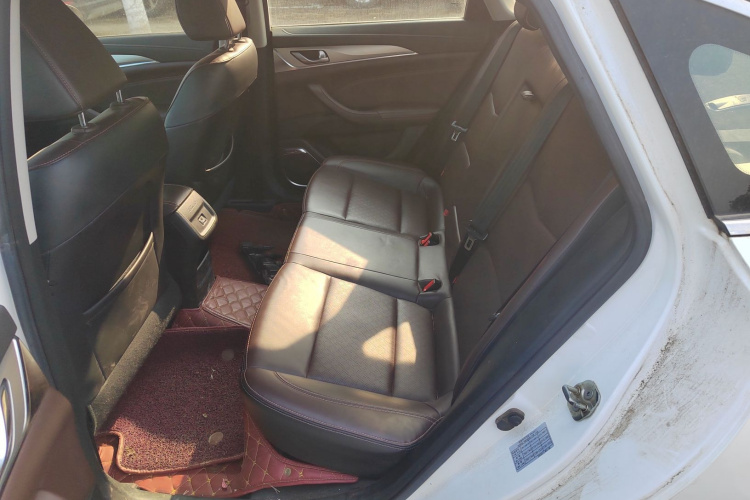 长安 逸动 2018款 1.6L GDI 自动领尚型中控内饰7003