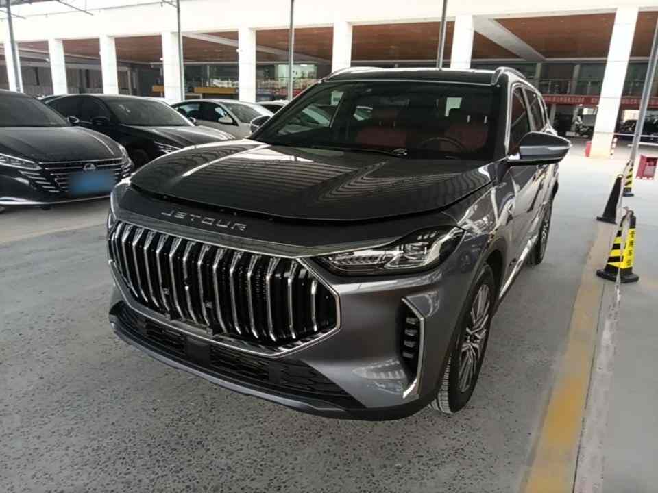 捷途X70 PLUS 2023款 1.6T DCT强者 5座(2)