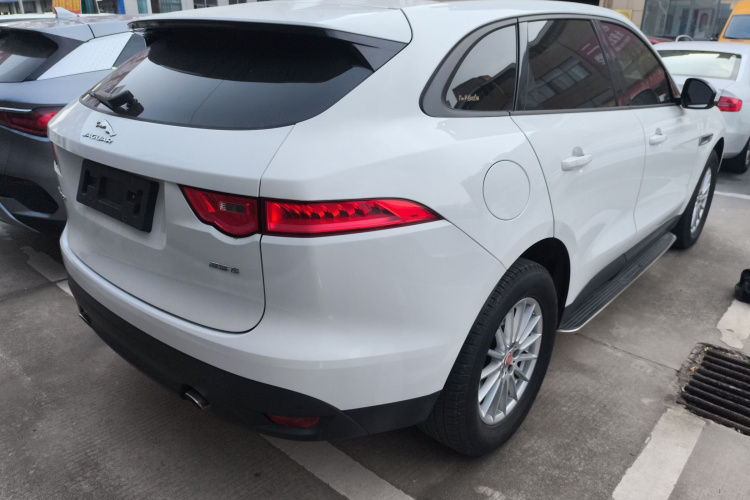 捷豹F-PACE 2018款 2.0T 两驱都市尊享版车身外观6005