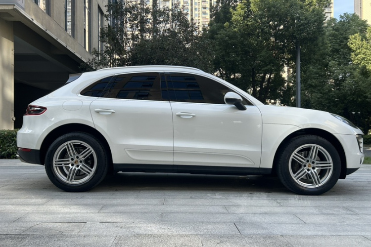 保时捷 2014款 Macan 2.0T车身外观6010