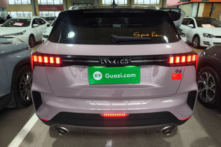 领克06 2023款 Remix 1.5T Shero车身外观6