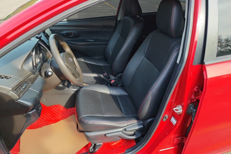 丰田 威驰 2014款 1.5L 自动智臻版局部细节19