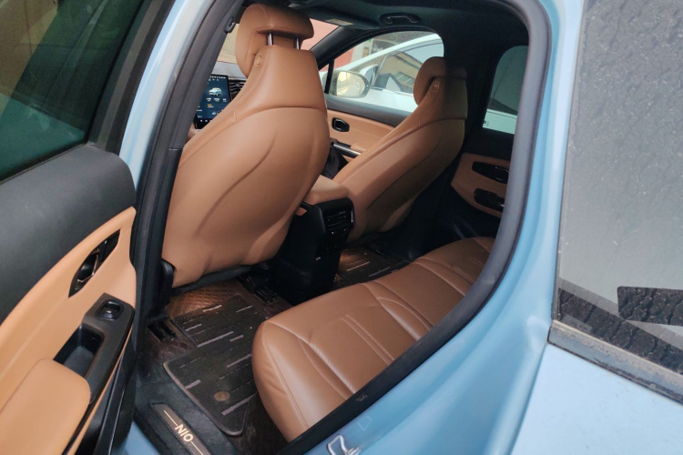 蔚来ES6 2020款 420KM 运动版中控内饰21