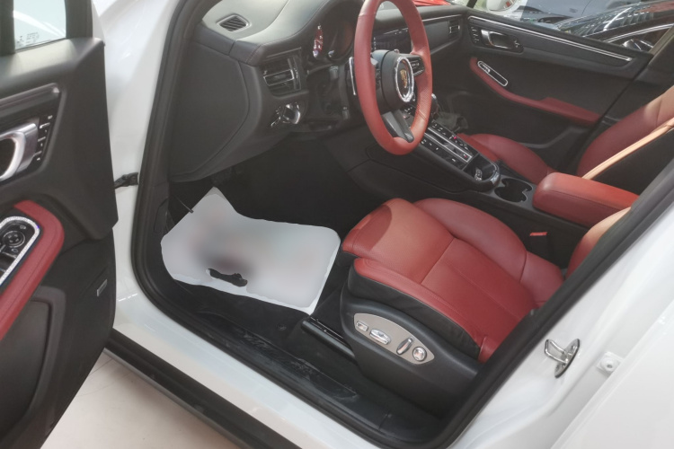 保时捷 2022款 Macan 2.0T中控内饰20