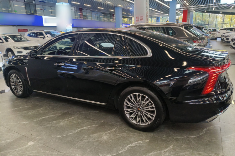 红旗H5 2024款 1.5T DCT智联旗韵版车身外观4