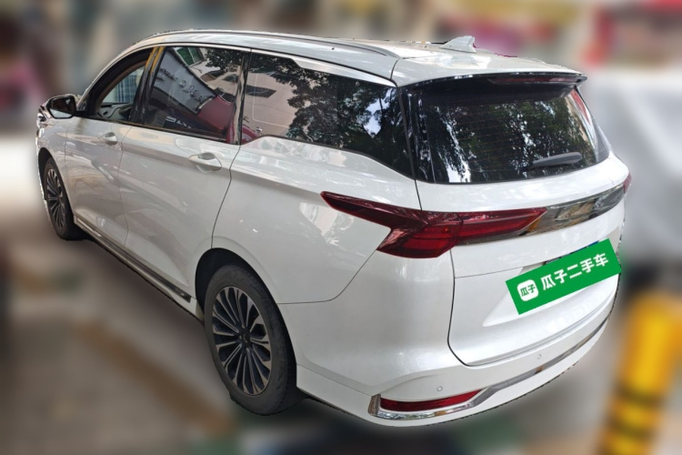 五菱汽车 五菱凯捷 2023款 2.0L DHT奢享型车身外观6003