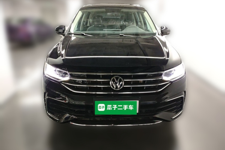 大众 途观L 2024款 出众款 330TSI 自动两驱R-Line龙耀版车身外观2