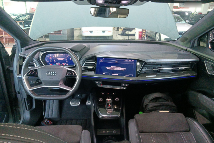 奥迪Q4 e-tron 2023款 40 e-tron 创境版中控内饰12